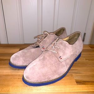 10M Tommy Hilfiger Honeybee Oxfords, never worn